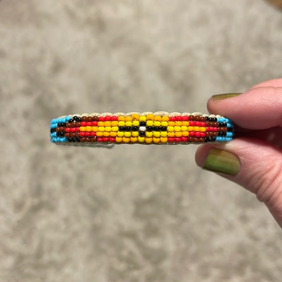 Native American beaded cuff bracelet - Picture 1 of 4